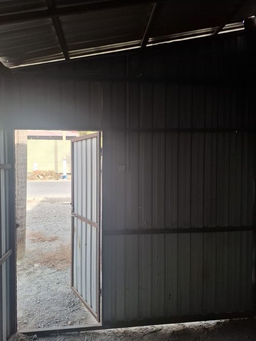 ko'chma do'kon sotiladi