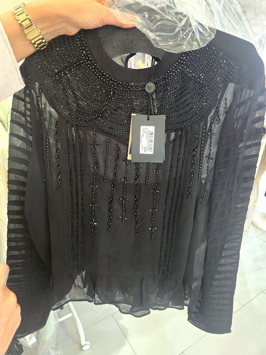 Блуза от тюл и ръчно шити пайети Twinset, размер М, нова с етикет!