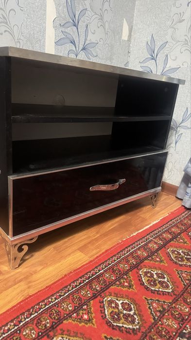 Подставка телевизор