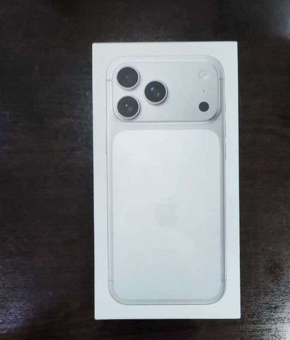 iPhone 17 Pro Max 256GB yangi pachkasi ochilmagan