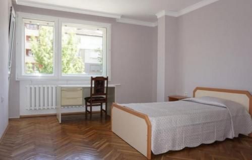 Дава се под наем Тристаен апартамент в София, Банишора - 120 кв.м за 750 € - Снимка #7