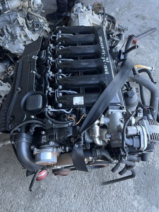 DEZMEMBREZ Piese Auto Bmw X5 E70 Motor 3.0 Diesel Cod  M57 M57TUE2 euro 4 Cutie de Viteze Automata 6HP28X 2006-2012 Capota Bara fata completa Far KIT INJECTIE injector Pompa inalte turbina Compresor AC cutie transfer cardan