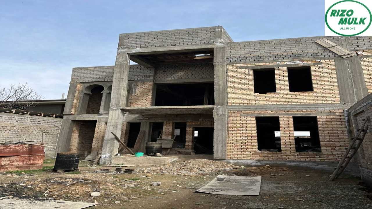 Кибрайда курилиши тугалланмаган евро уй сотилади. NR494/142