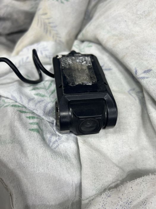 Видеорегистратор автомобильный с хорошим разрешением (бревно)