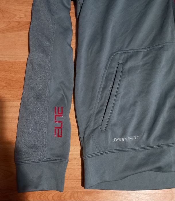 Суичър Nike Therma-Fit размер М