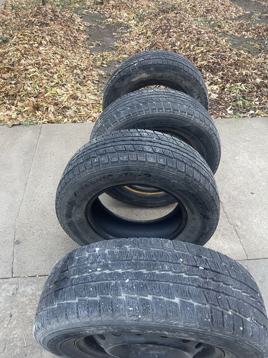 Резина липучка 195 70 R16