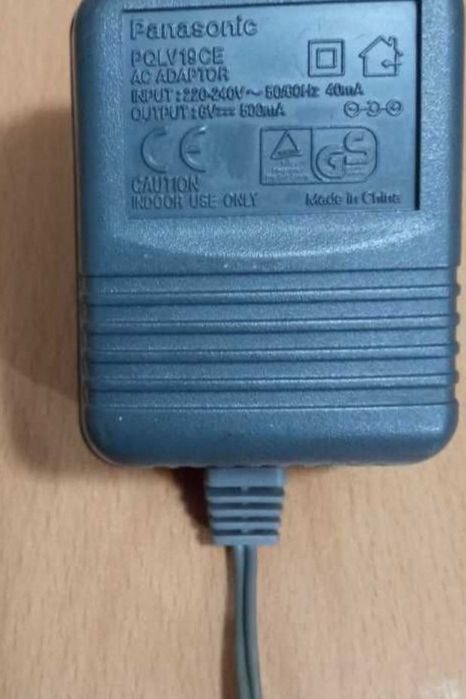 Vand 2 Alimentatoare PANSONIC