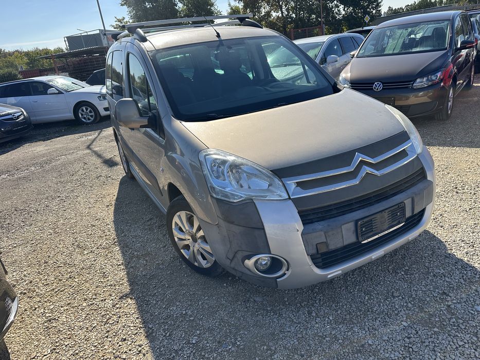 Фар/Фарове за Ситроен Берлинго 2008-2012г.!