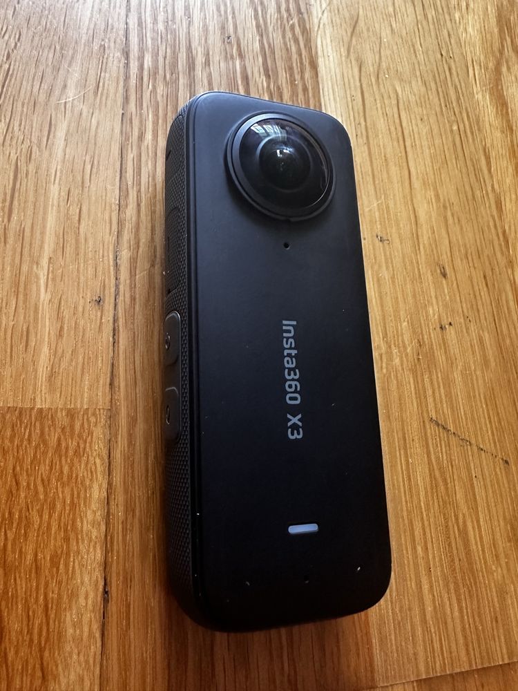 Camera insta360 x3