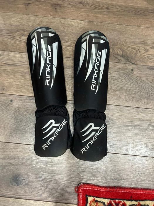 Venum и Rinkage футы