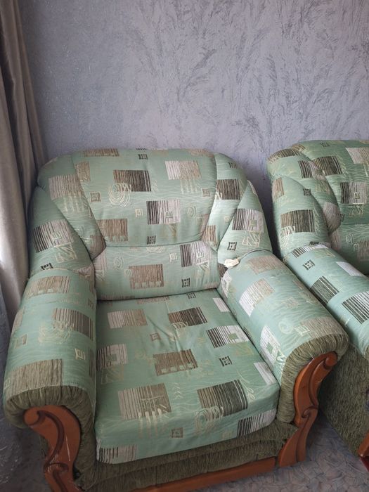 Диван и 2 кресла
