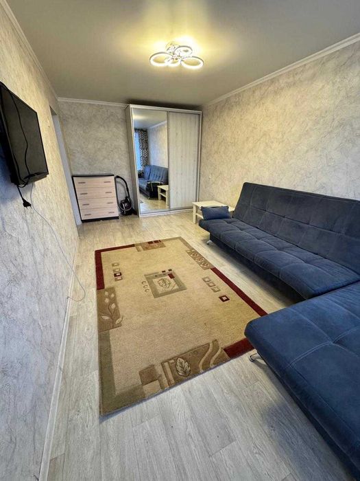 Сдам 1 ком квартиру в 14 микрорайон, ул. П. Корчагина 80. 100 тыс!