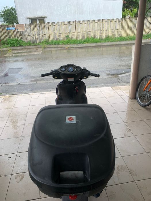 Vând scuter perfectă stare de funcționare din toate punctele de vedere