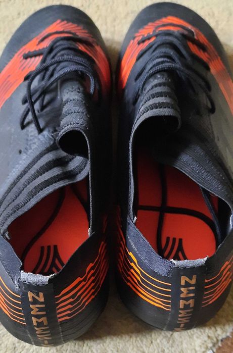 Adidas fotbal Nemeziz, originali.