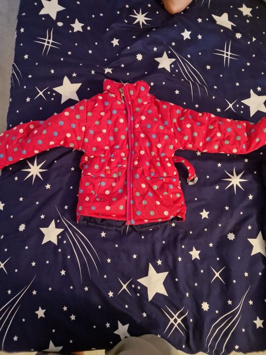 Costum şi  combinezon săniuş  pentru fetițe