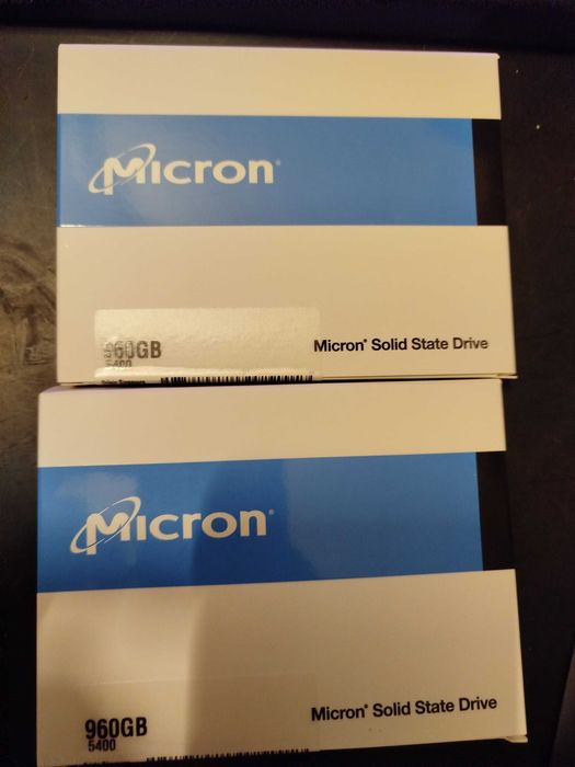 2X Micron 5400 PRO 960GB