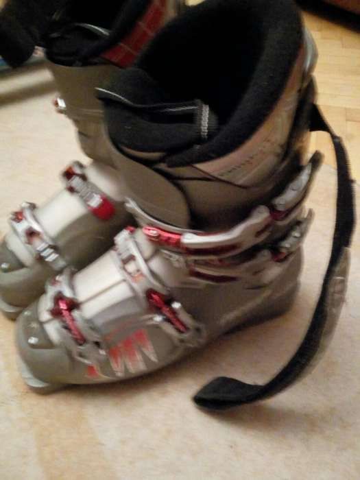 Vand clapari mărimea 42