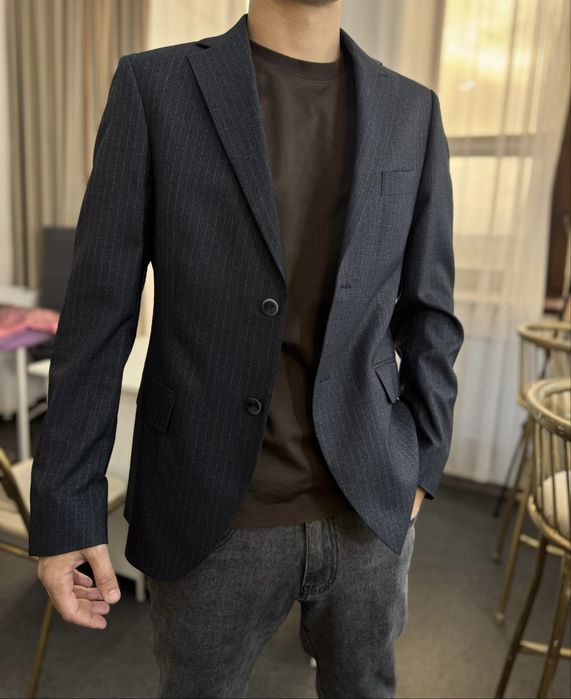 Продам костюм тройка.