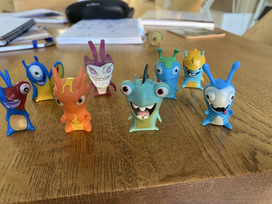 Set figurine Slugi/Slug Terra