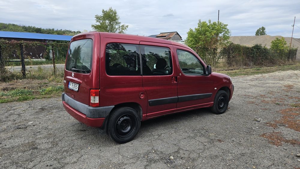 Citroen berlingo An 2007 5 locuri 1.6 motorina