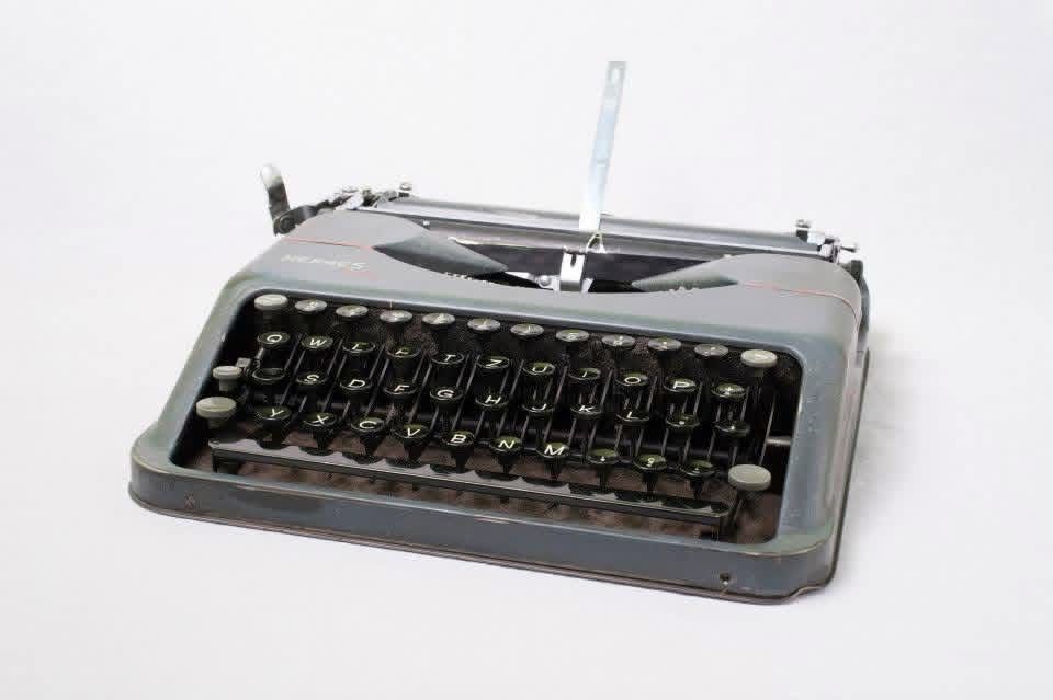 Masini de scris 1898 - 1975