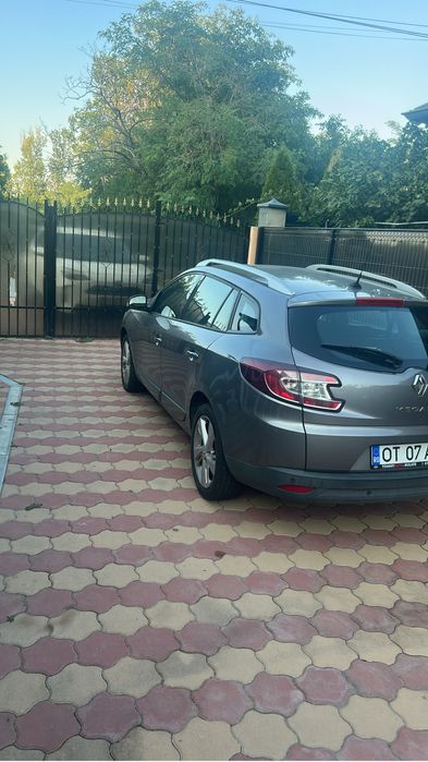 Vand renault megane 3 3500 euro usor negociabil