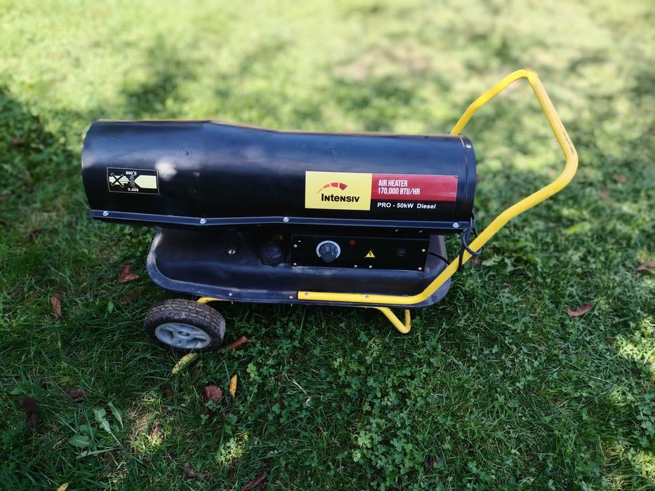 Oportunitate: Încălzitor aer Pro Intensiv 50 kW aproape nou