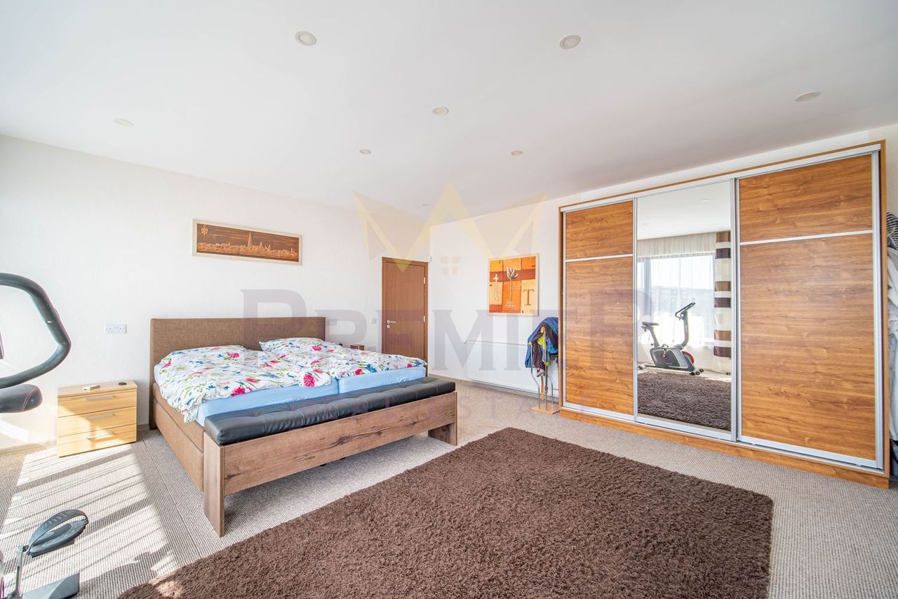 Продава се Къща в Балчик - 309 кв.м за 1360 €/кв.м - Снимка #11