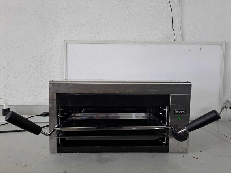Грил - Lincat 2800 W