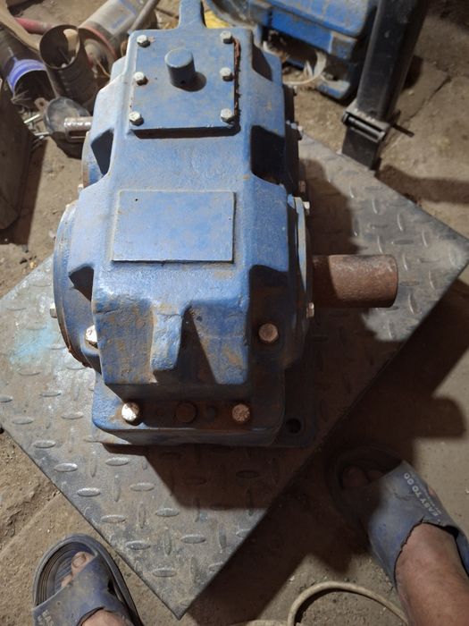 Cutie vteza trei trepte și reductor