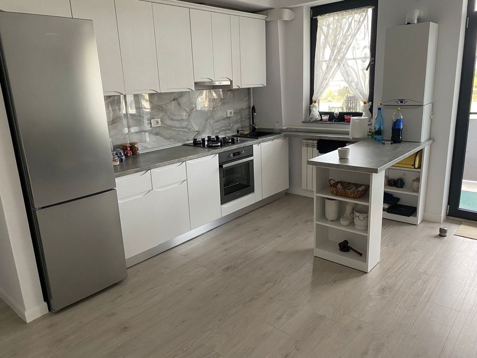 Inchiriez apartament 2 camere complet mobilat si utilat