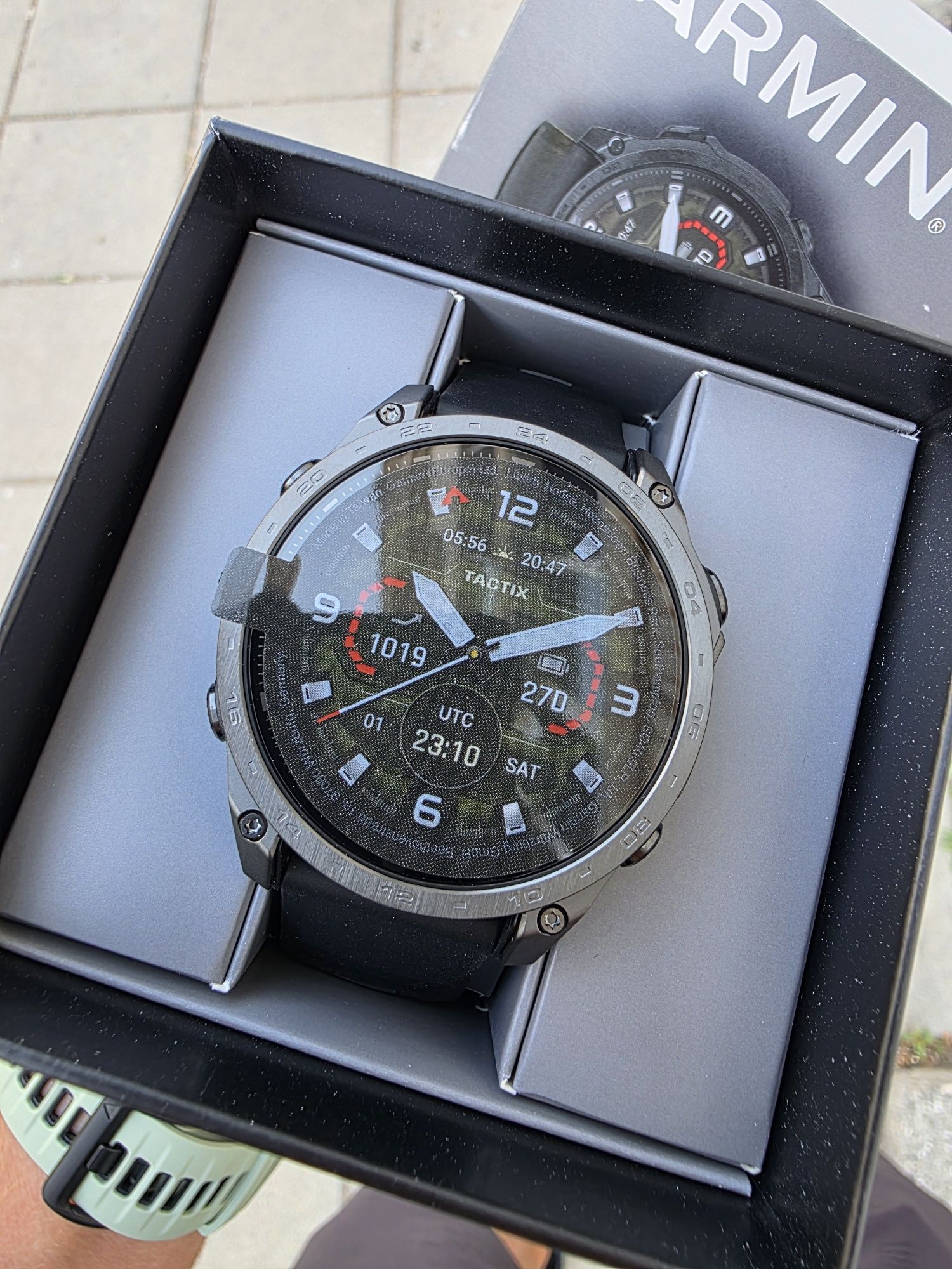 Garmin Tactix Sapphire Titanium 47mm Нов