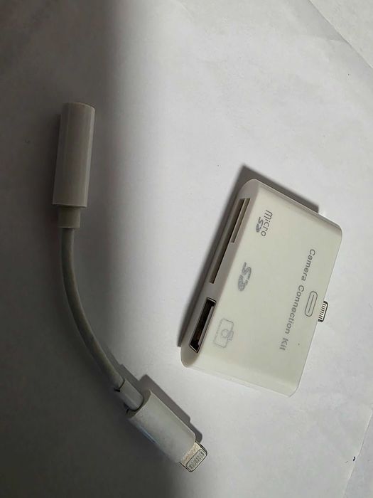 Adaptor pentru iphone ipad la jack, usb si sd card