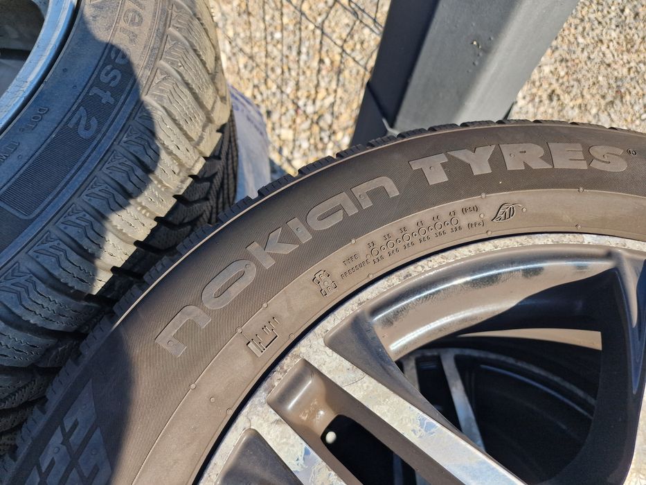 Гуми с Джанти Ауди А7 235/55 R 17 Nokian 2021 dot