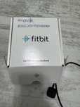 Часовник Fitbit vesa 3