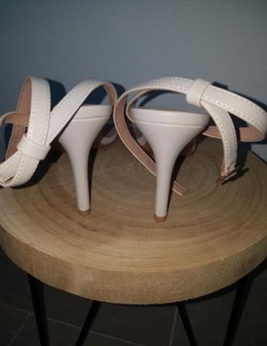 Sandale elegante, mărime 39.