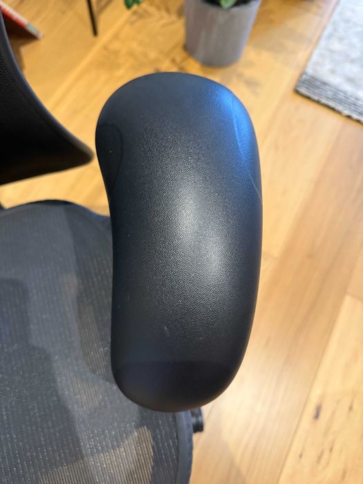 Herman Miller Mirra 2 (Fully Loaded) Офис Стол - Изключително Запазен!