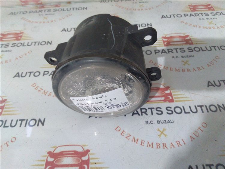 proiector dreapta renault megane 3 1.5 dci an fabr. 2015