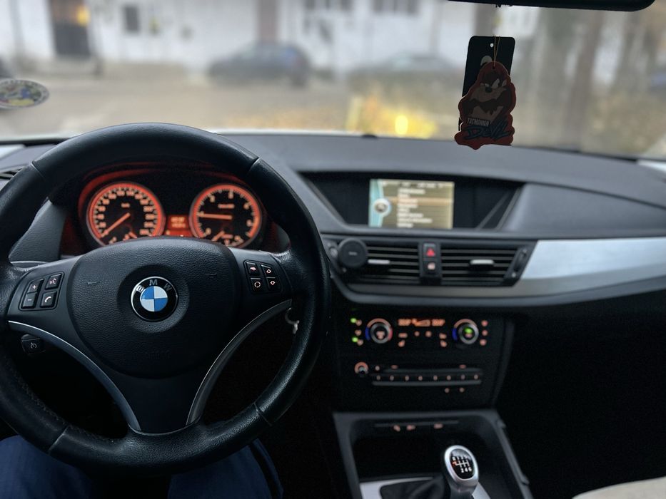 BMW X1 – 2011 – 177 CP – Întreținut exemplar
