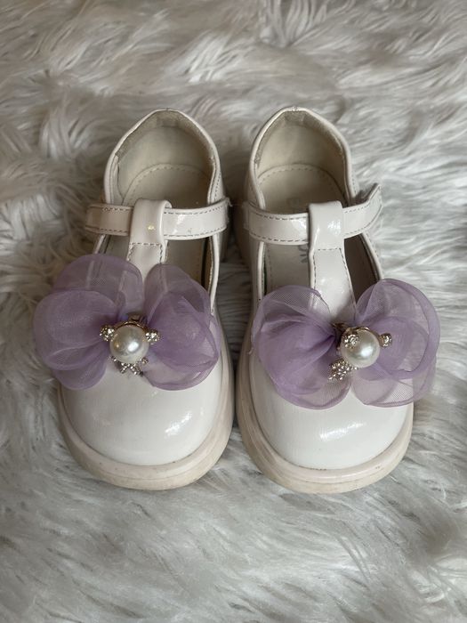 Pantofi eleganti fetite