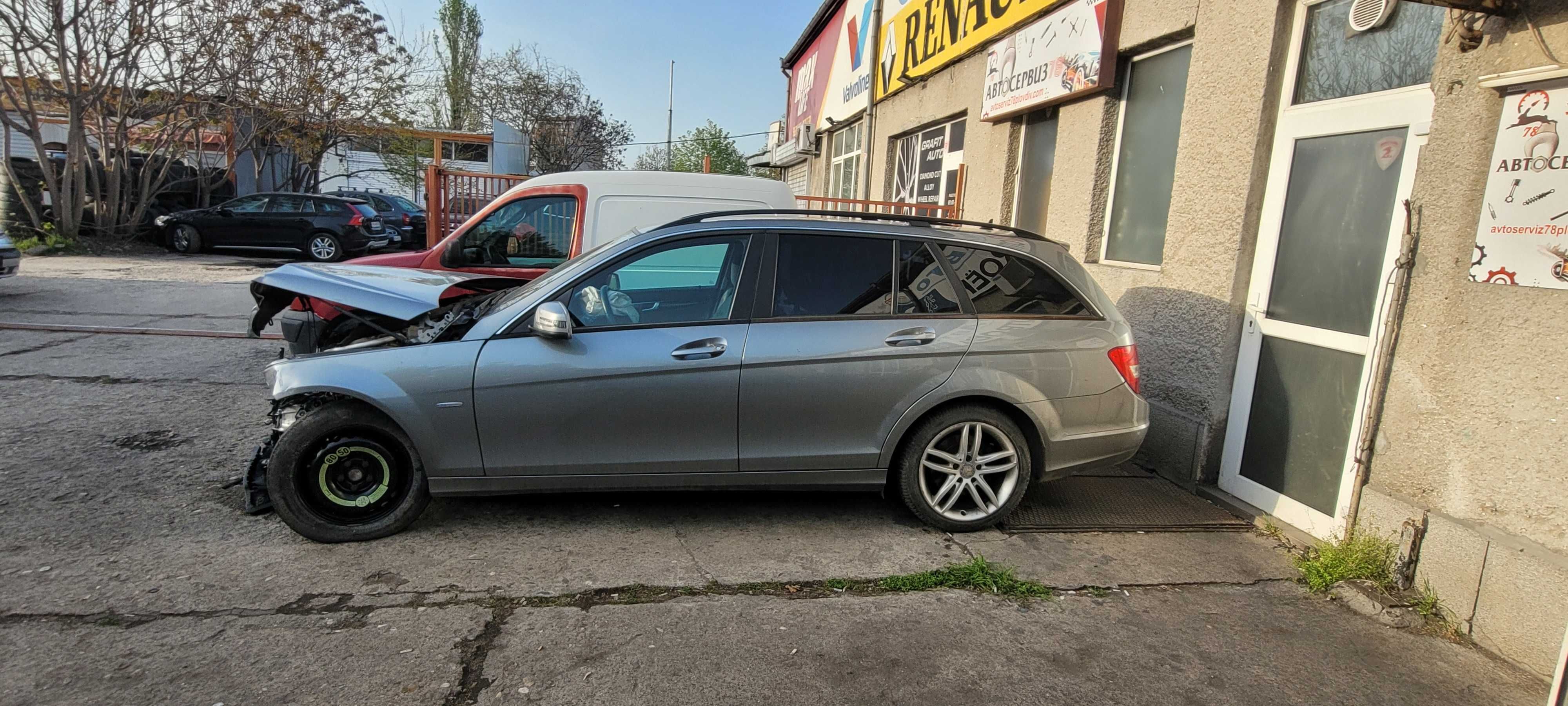 Mercedes Benz C220