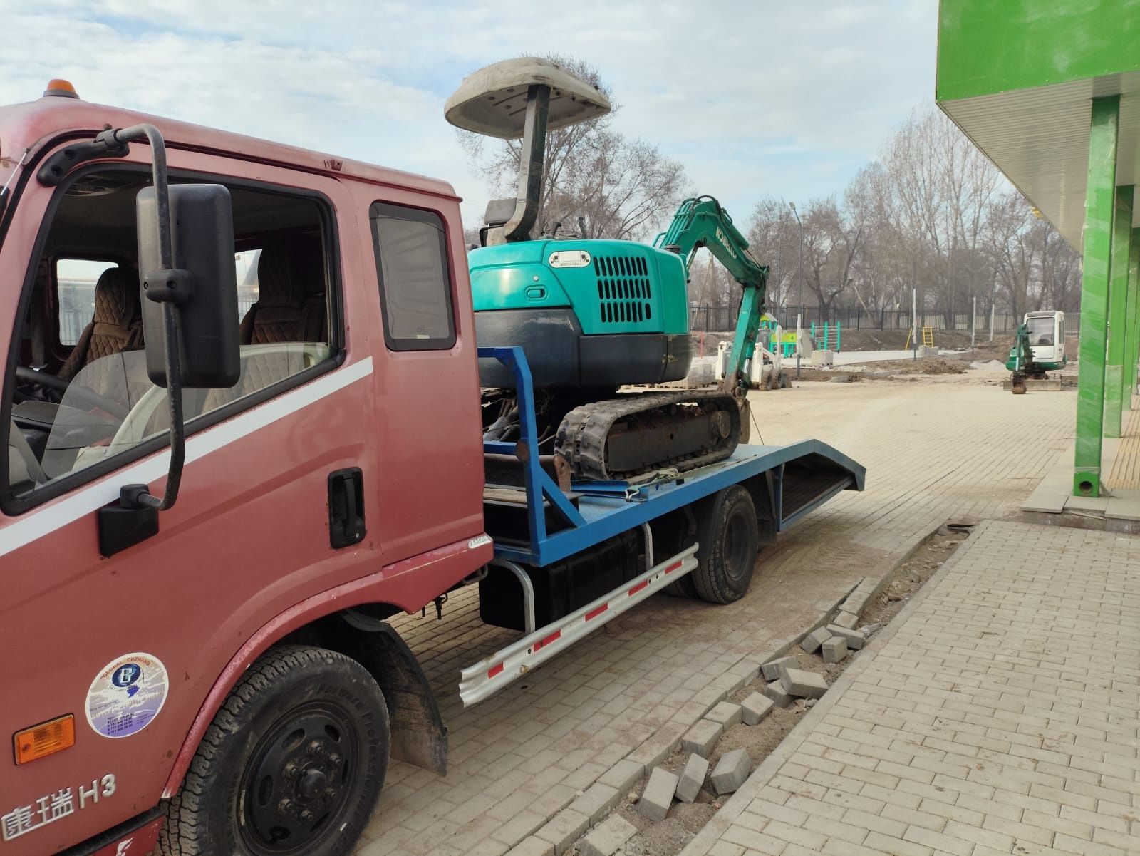 Услуги миниэкскаватора