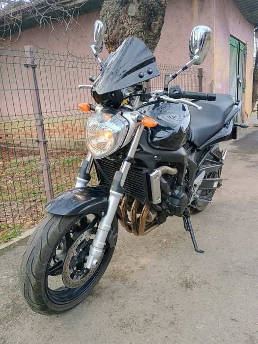Yamaha fz6  impecabil