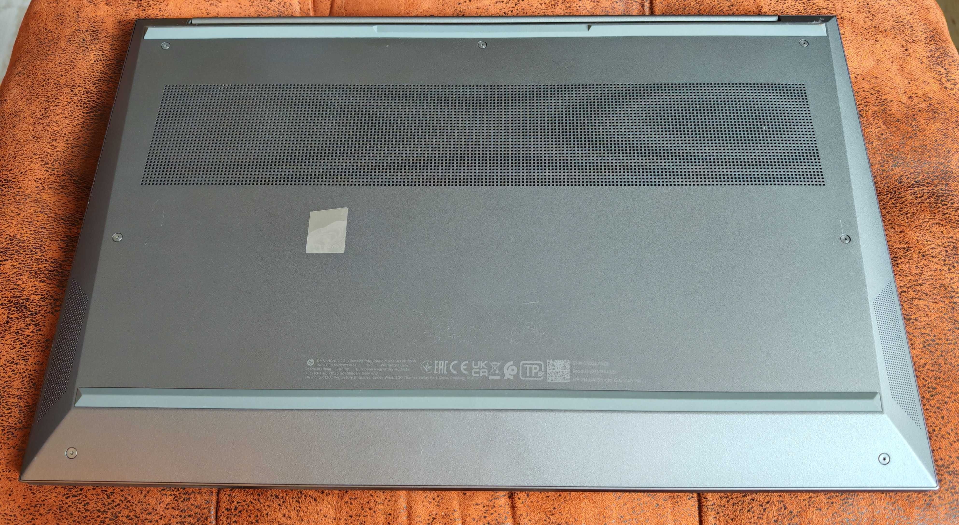 RTX 3070 8GB / Core i7-11800H/32GB RAM/1TB NVMe/ HP ZBook Studio 15 G8