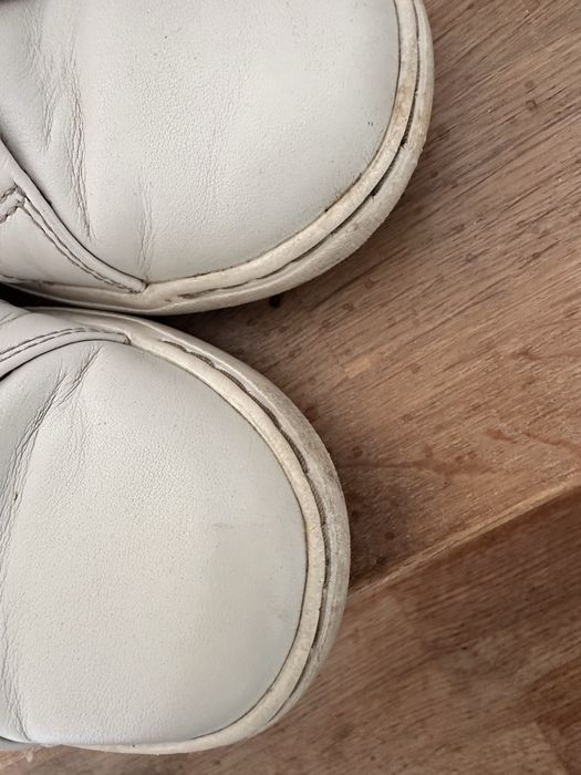 Маркови маратонки Clarks естествена кожа
