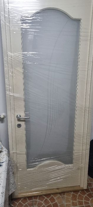 Ușă din frasin culoare ivory
