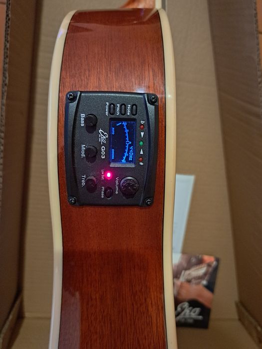 Електро акустична китара Eco slim