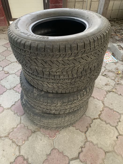 Продам резину зимнюю BFGoodrich