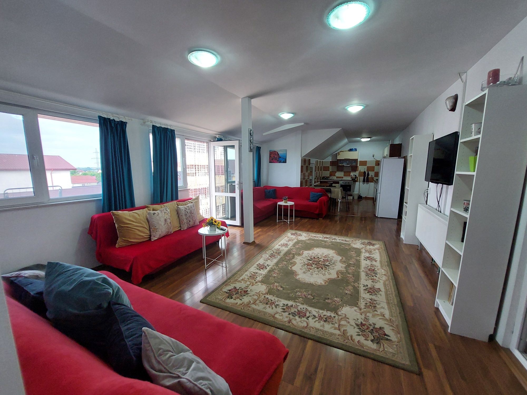 Apartament in vila 5 camere Costinesti Centru Nucilor aproape de plaja
