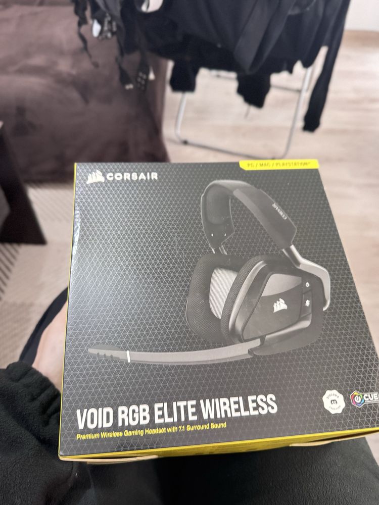 Corsair VOID RGB Elite Wireless